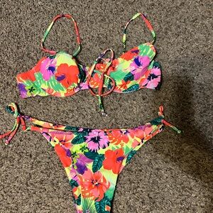SHEIN Floral Multicolor Bikini